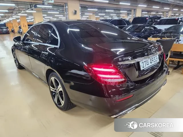 Mercedes-Benz E-Class W213 id 3009382 из Кореи 13