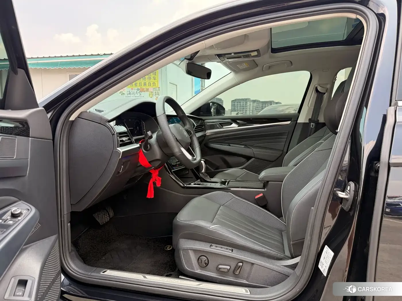 Volkswagen Passat id 4547464 из Китая 11