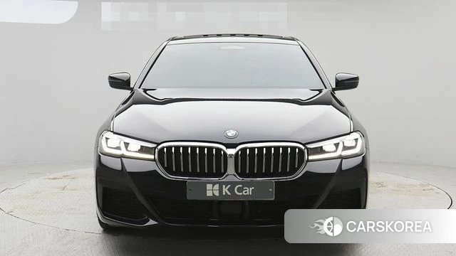 BMW 5 Series (G30) id 3872507 из Кореи 13