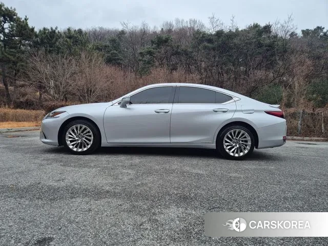 Lexus ES300h 7th generation id 3520384 из Кореи 13