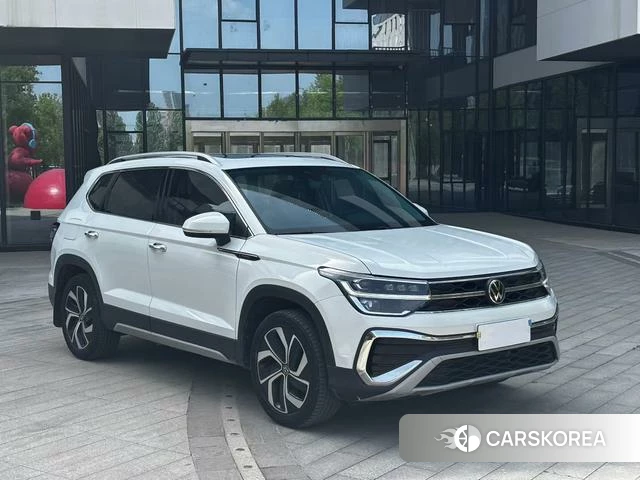Volkswagen Tuyue 2023 Белый из Китая, фото 3