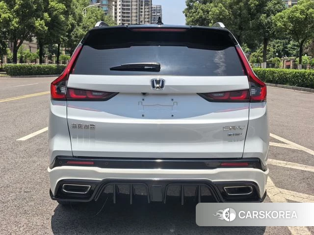 Honda CR-V 2023 Белый из Китая, фото 4