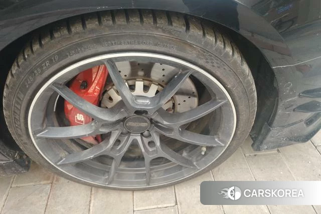 Audi A4L id 4275847 из Китая 10