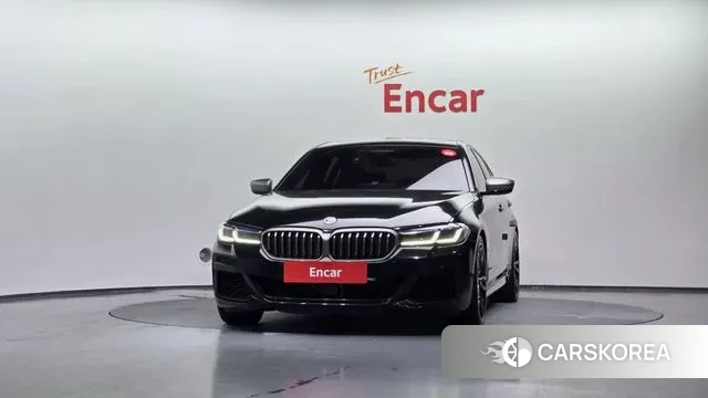 BMW 5 Series (G30) id 3598101 из Кореи 13