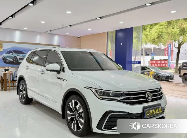 Volkswagen Tiguan L id 4341632 из Китая 9