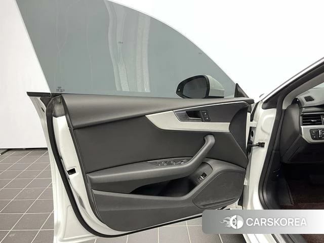 Audi A5 id 4307382 из Китая 13