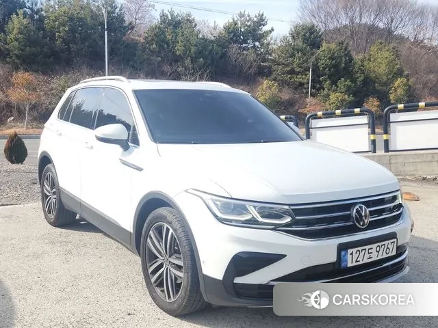 Volkswagen Tiguan second Generation 2021 Белый из Кореи, фото 6