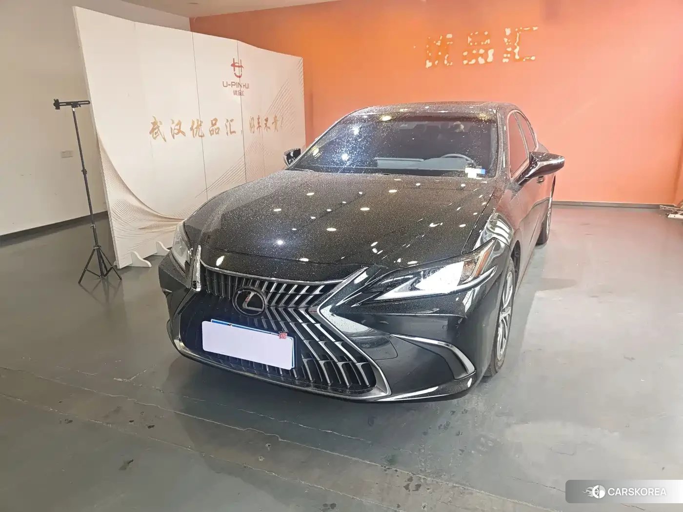 Lexus ES 2024 Черный из Китая, фото 3