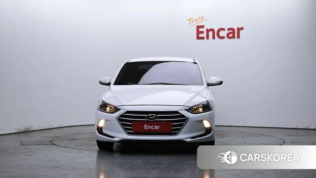 Hyundai Avante AD id 4020639 из Кореи 13