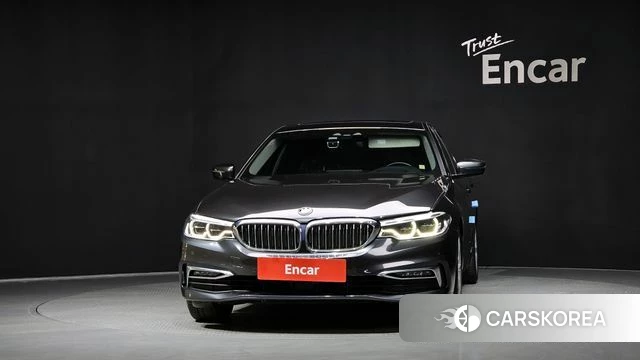 BMW 5 Series (G30) id 3873452 из Кореи 13