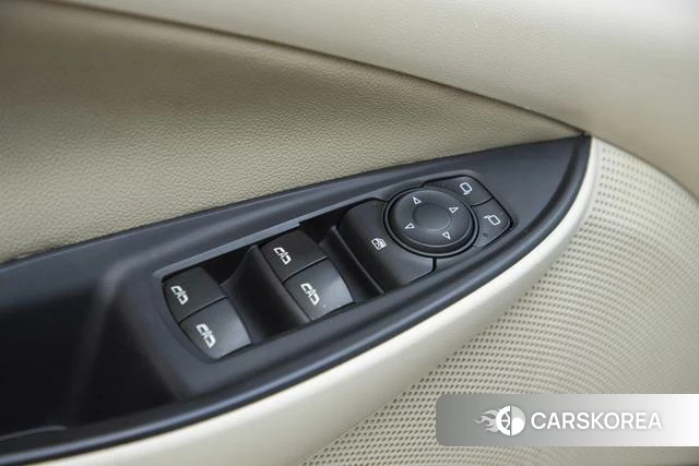 Buick GL6 id 4209756 из Китая 23