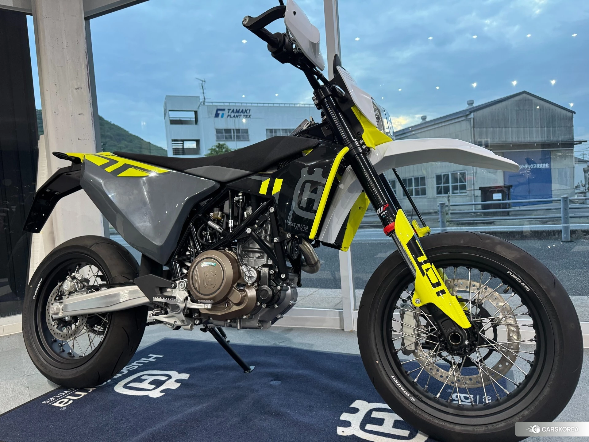 Проданный Husqvarna 701 SUPERMOTO 2024 из Японии, фото 2