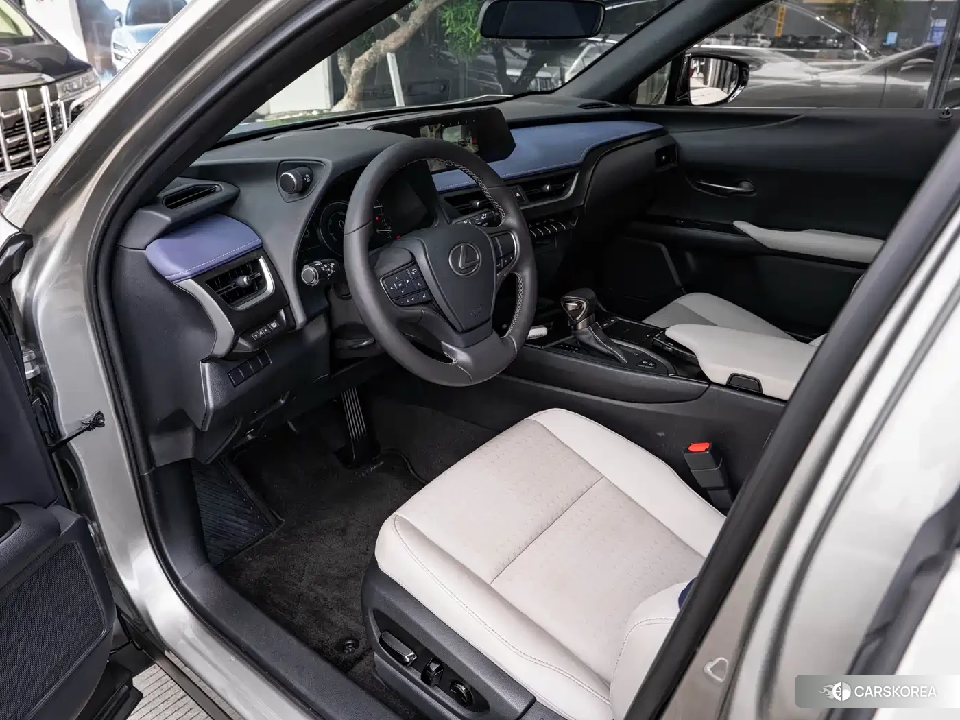 Lexus UX id 4589502 из Китая 14
