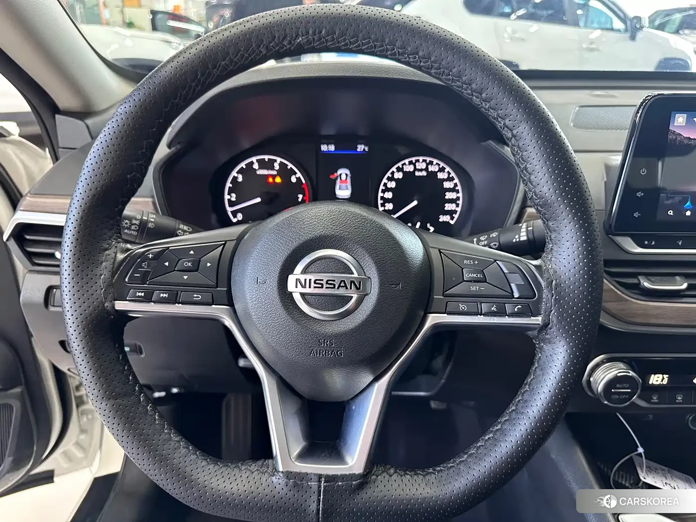 Nissan Altima id 4681149 из Китая 10
