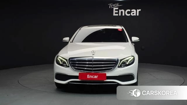 Mercedes-Benz E-Class W213 id 3936548 из Кореи 13