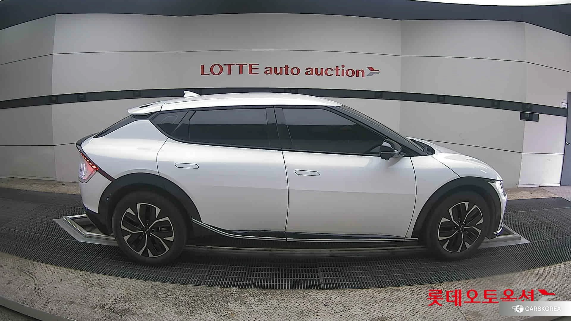 Kia EV6 id 3888370 из Кореи 23