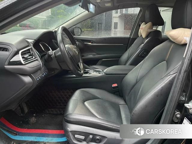 Toyota Camry 2021 Черный из Китая, фото 3