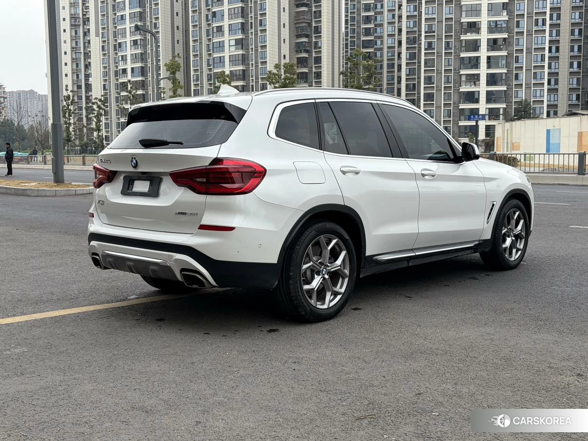 BMW X3 id 4486522 из Китая 8