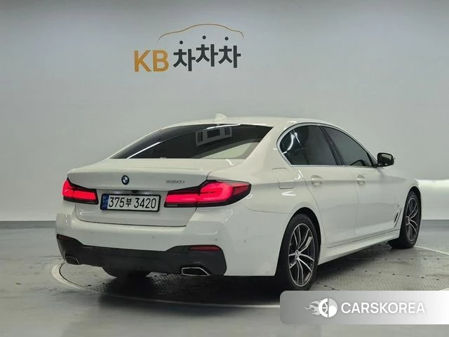 BMW 5 Series (G30) id 3924117 из Кореи 12