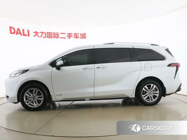 Toyota Saina id 4271951 из Китая 9