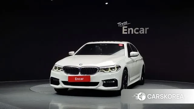 BMW 5 Series (G30) id 3345352 из Кореи 13