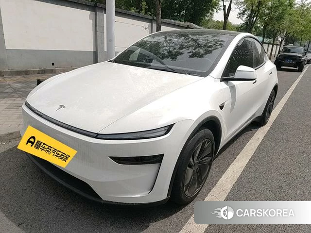 Tesla Model Y 2026 Белый из Китая, фото 3