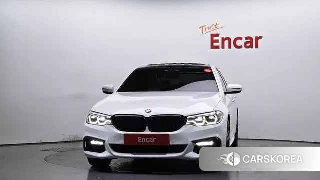 BMW 5 Series (G30) id 3489914 из Кореи 13