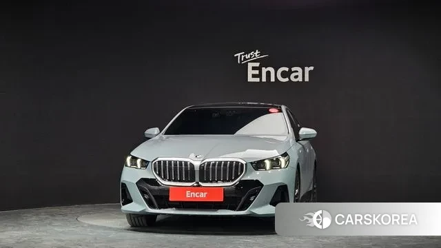 BMW 5 Series (G60) id 3419890 из Кореи 13