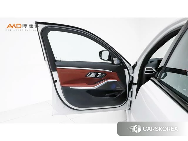 BMW 3 series 2025 Белый из Китая, фото 3
