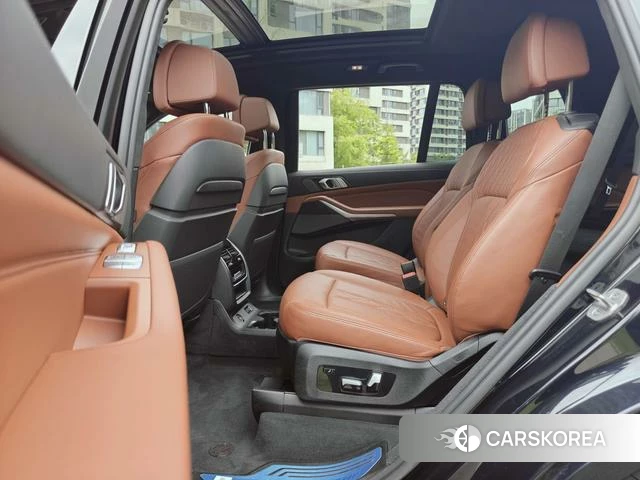 BMW X7 id 4307557 из Китая 17
