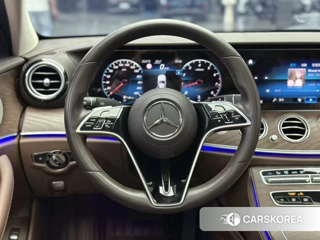 Mercedes-Benz E-class id 4263619 из Китая 9