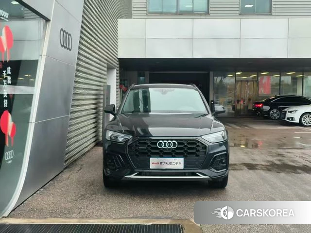 Audi Q5L 2023 Черный из Китая, фото 3