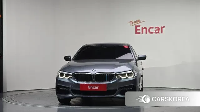 BMW 5 Series (G30) id 3789683 из Кореи 13