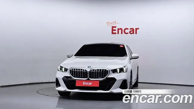 BMW 5 Series (G60) id 2810689 из Кореи 13