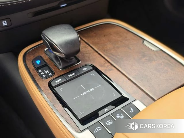 Lexus LS 2022 Черный из Китая, фото 5