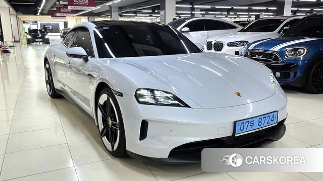 Porsche Taycan id 4387914 из Кореи 13