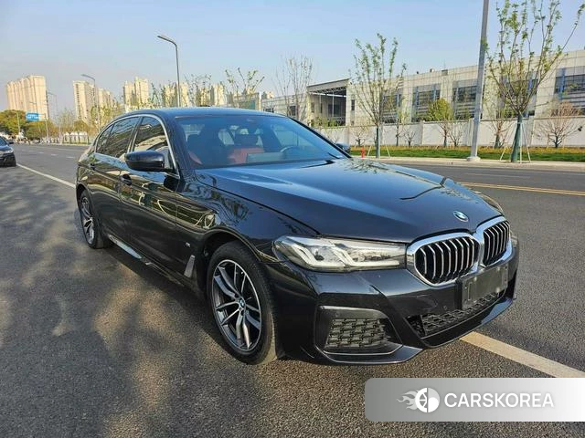 BMW 5 series 2021 Черный из Китая, фото 3