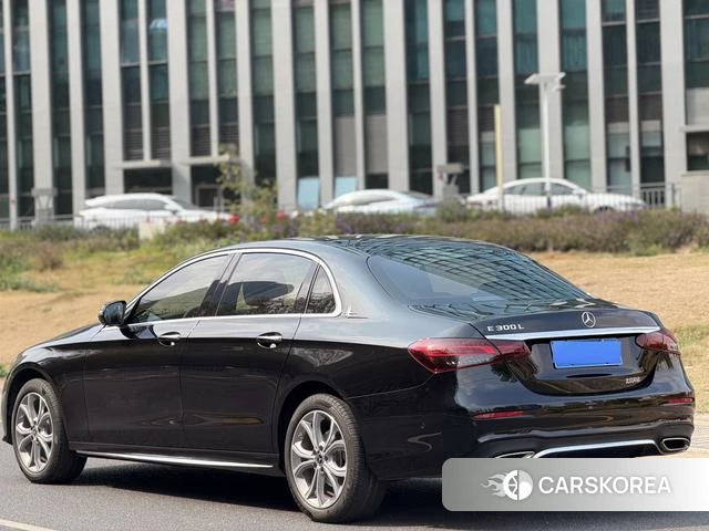 Mercedes-Benz E-class id 4278047 из Китая 8