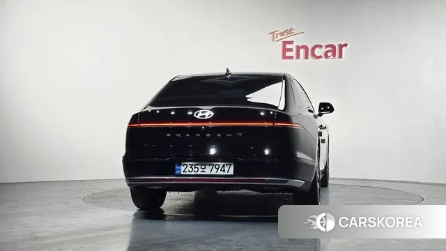 Hyundai Grandeur Hybrid (GN7) id 3716445 из Кореи 13