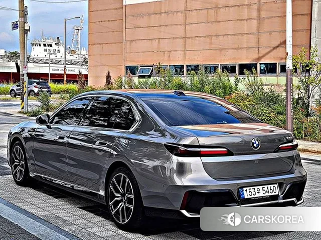 BMW 7 Series (G70) id 3153031 из Кореи 7