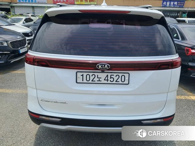 Kia Carnival 4th generation id 4637218 из Кореи 10