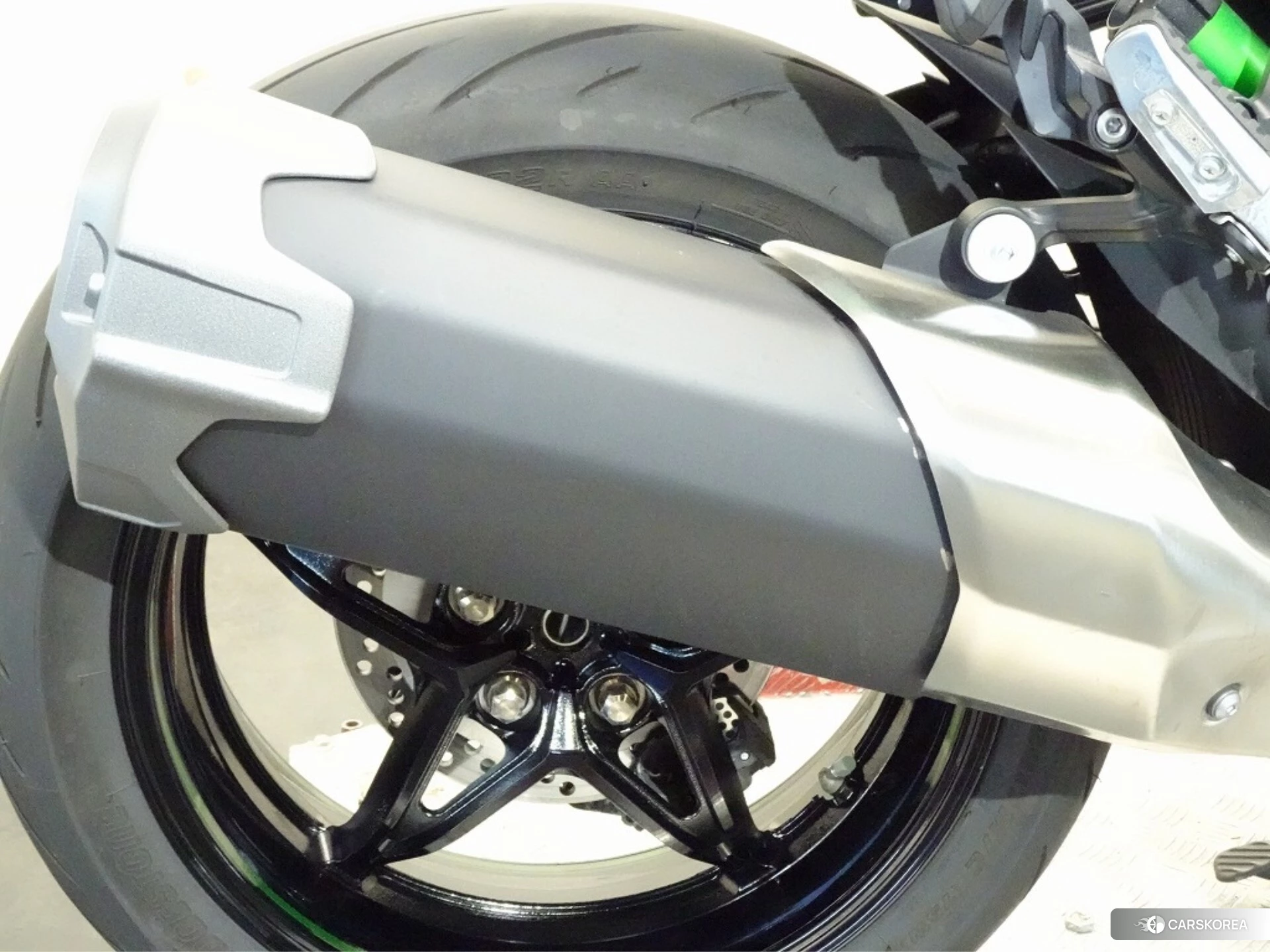 Kawasaki NINJA H2 SX SE id 4192808 из Японии 23