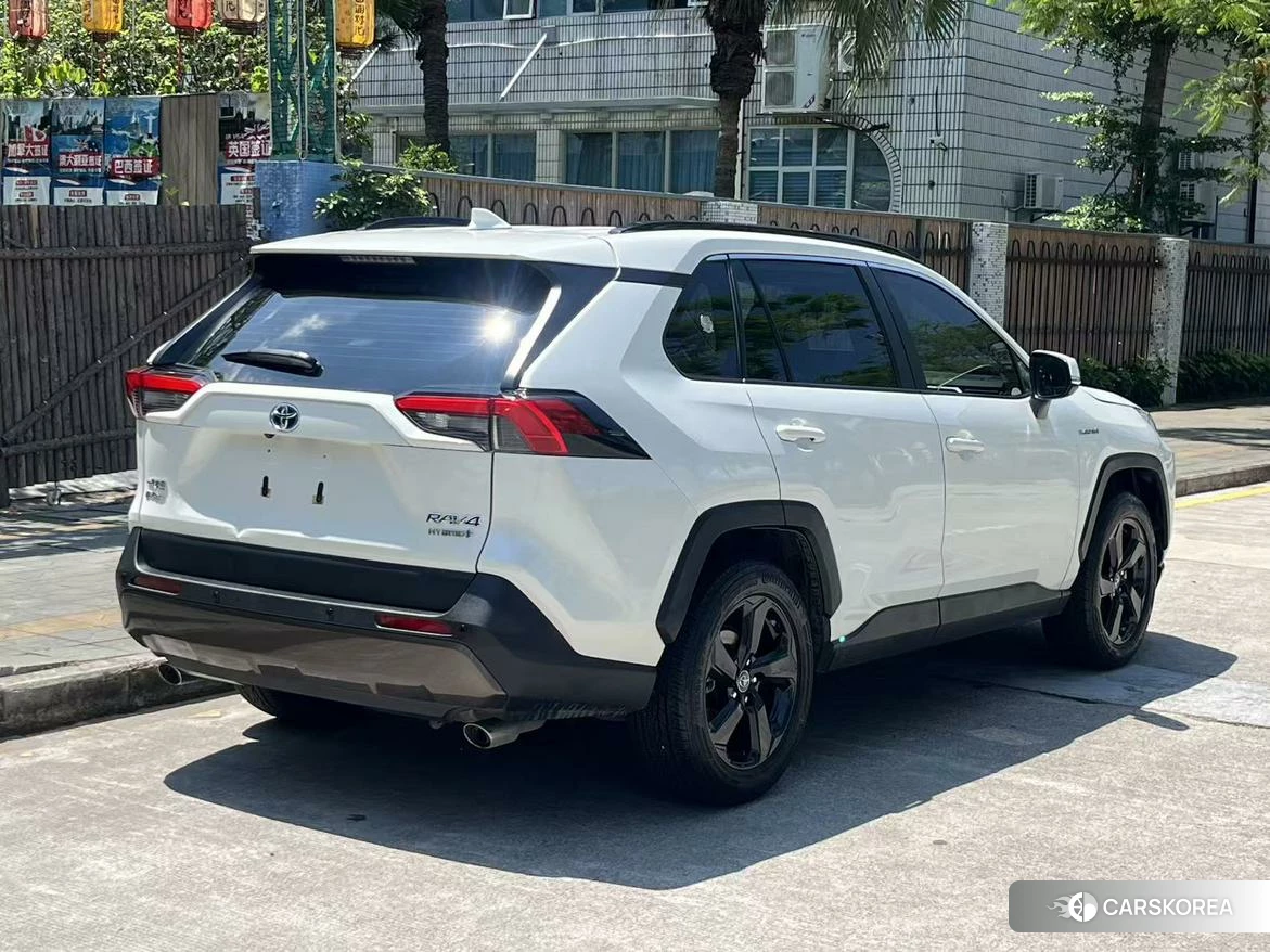 Toyota RAV4 Rongfang 2021 Белый из Китая, фото 3