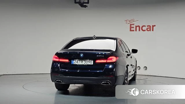 BMW 5 Series (G30) id 4469227 из Кореи 23