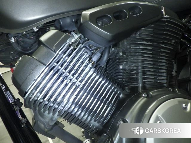Engine photo