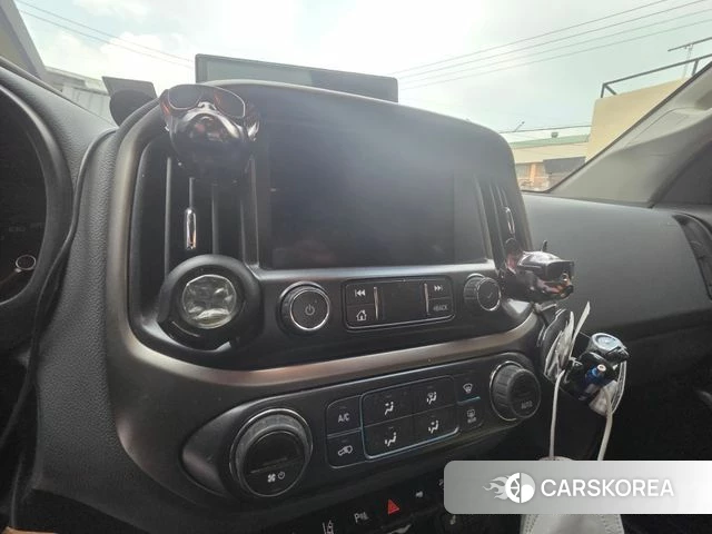 Chevrolet (GM Daewoo) Real New Colorado 2021 Черный из Кореи, фото 6