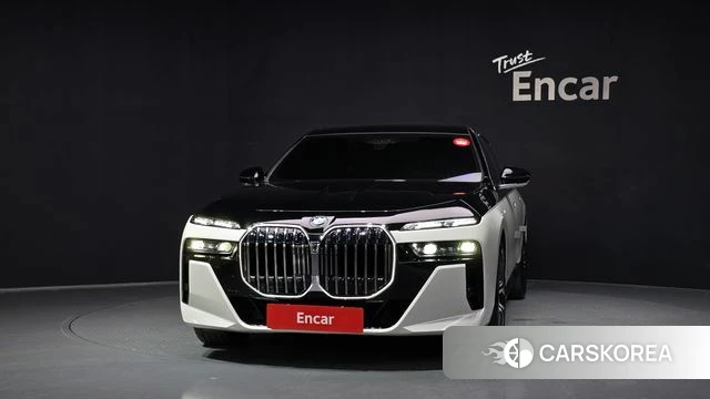 BMW 7 Series (G70) id 4584636 из Кореи 23