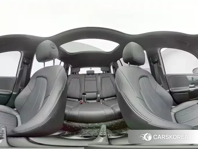 Mercedes-Benz GLB id 4653809 из Китая 14