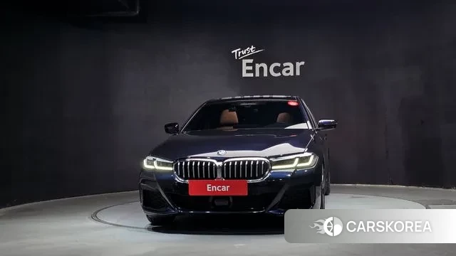 BMW 5 Series (G30) id 3389185 из Кореи 13