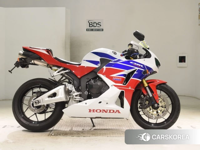 Проданный Honda CBR600RR 2015 из Японии
